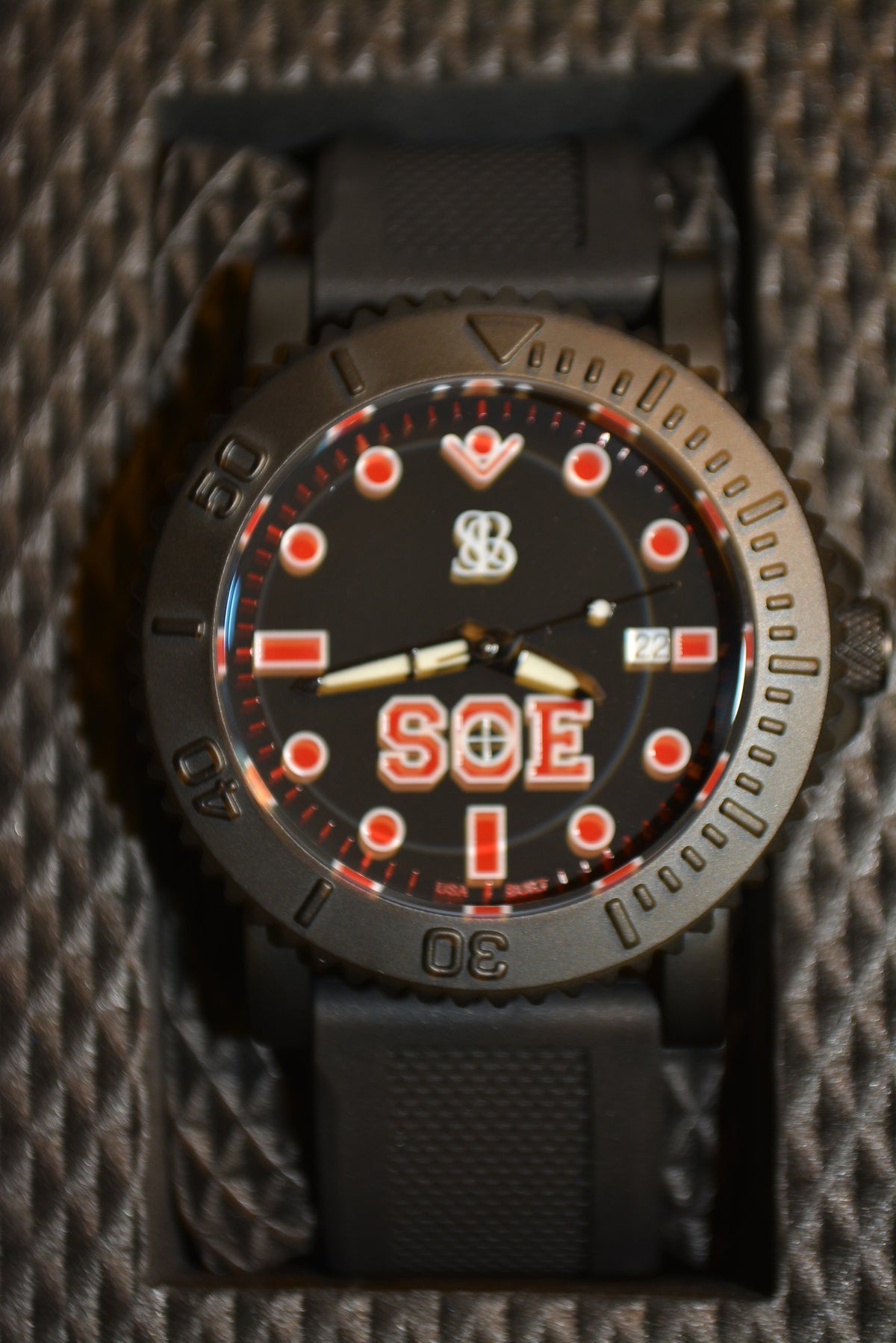 SOE/S&B watch — Special Operations Equipment