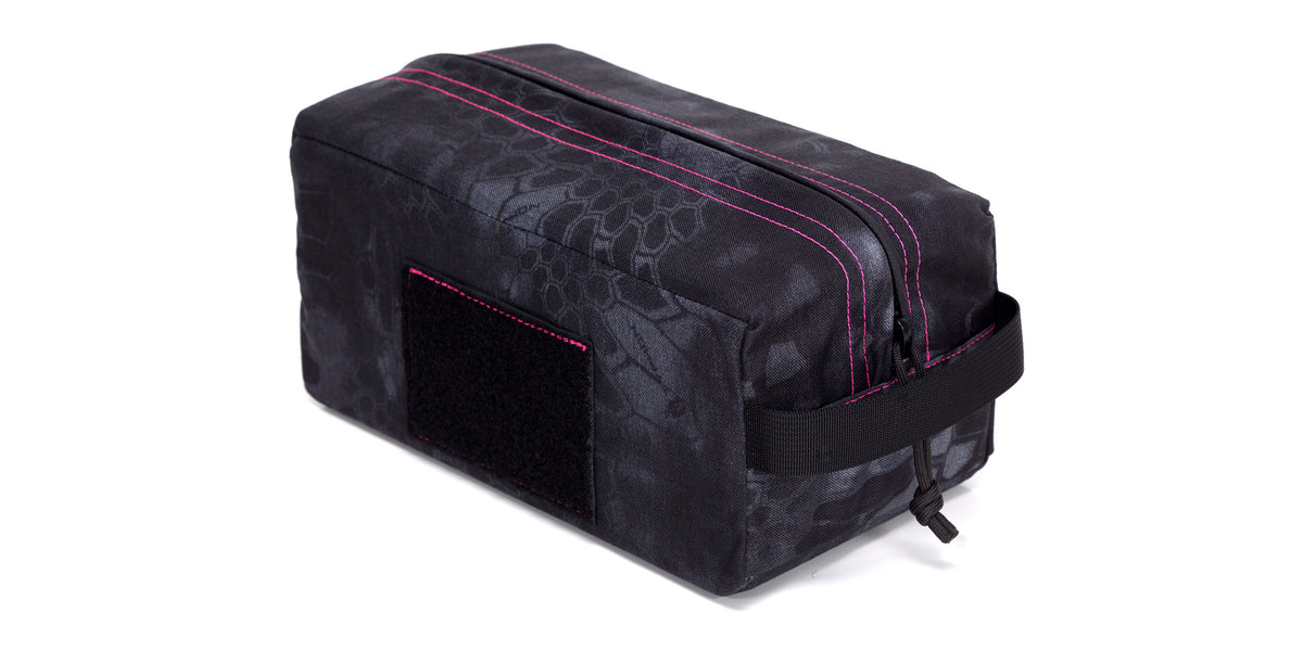個人装備 SOE Modular Hydration Pouch - Black Tactical Toiletry Bag | Military Dopp Kit | SOE Gear — Special